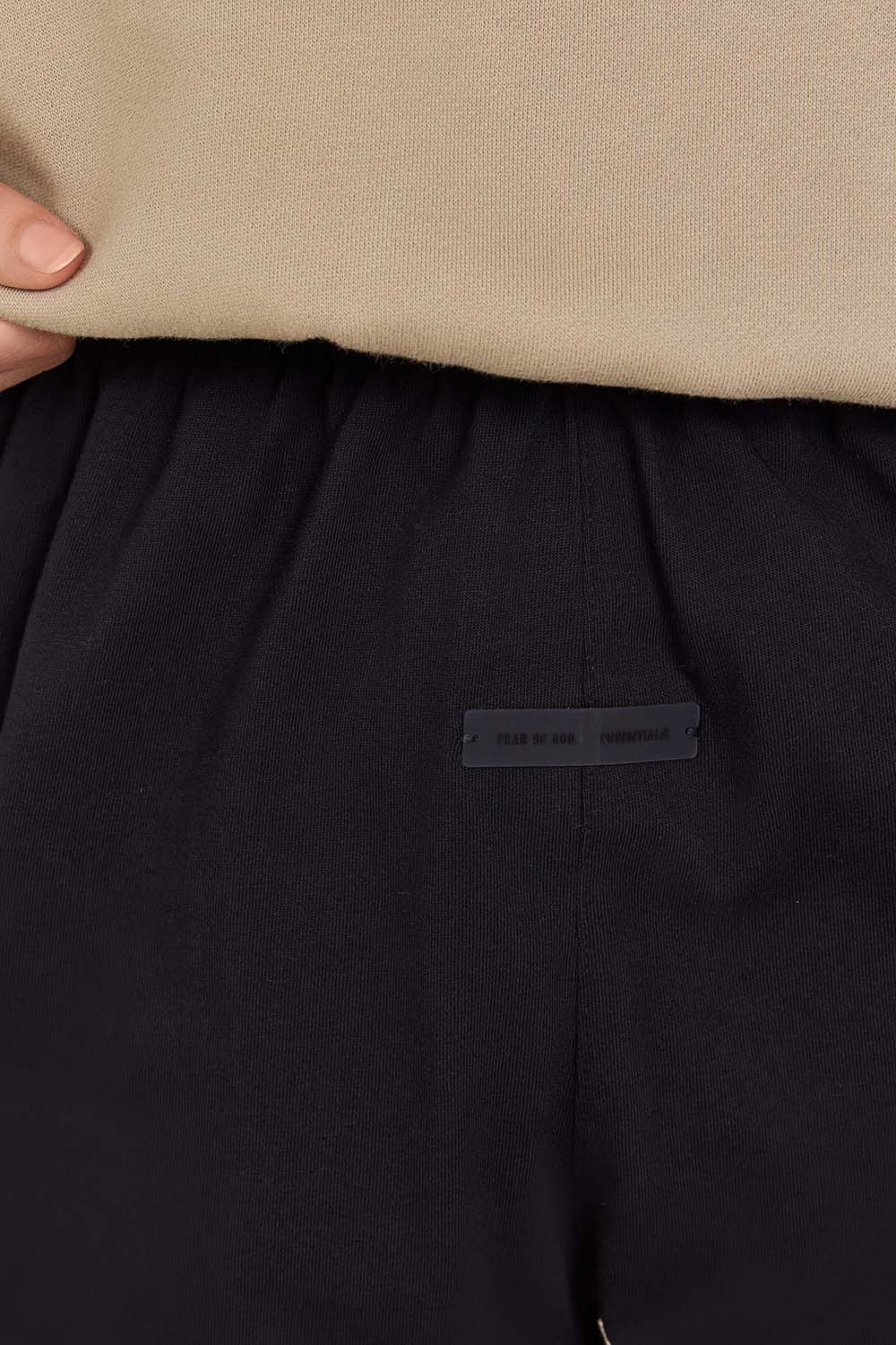 תמונת תקריב דוגמן של מכנסיים קצרים