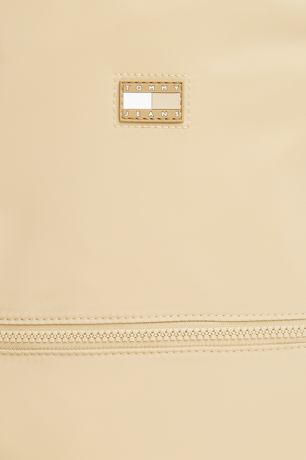 תמונת פנים של תיק גב