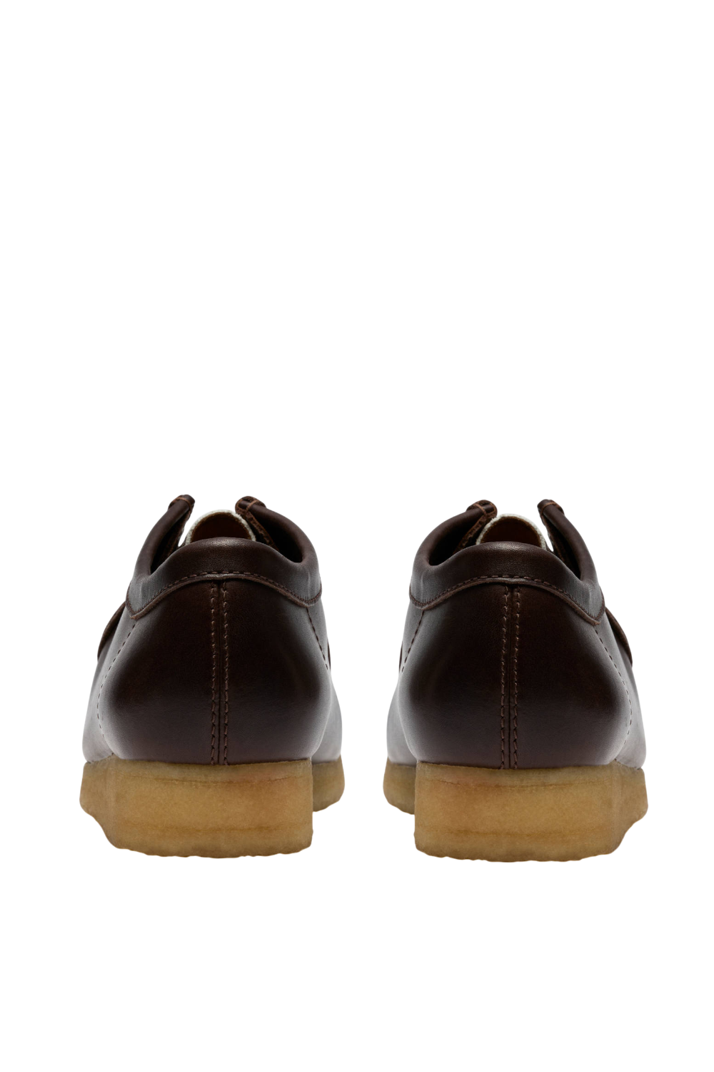 תמונת תקריב של נעלי מוקסינים וולבי