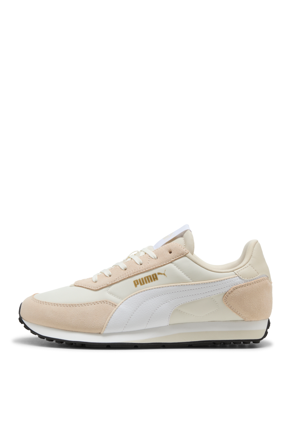 תמונה אחורית של נעלי סניקרס