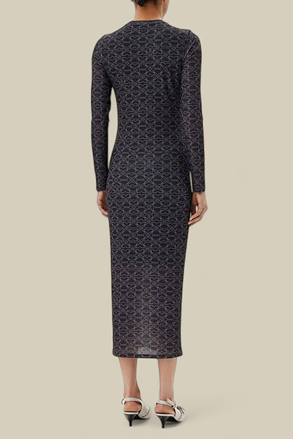 תמונת דוגמן אחורית של שמלת מקסי