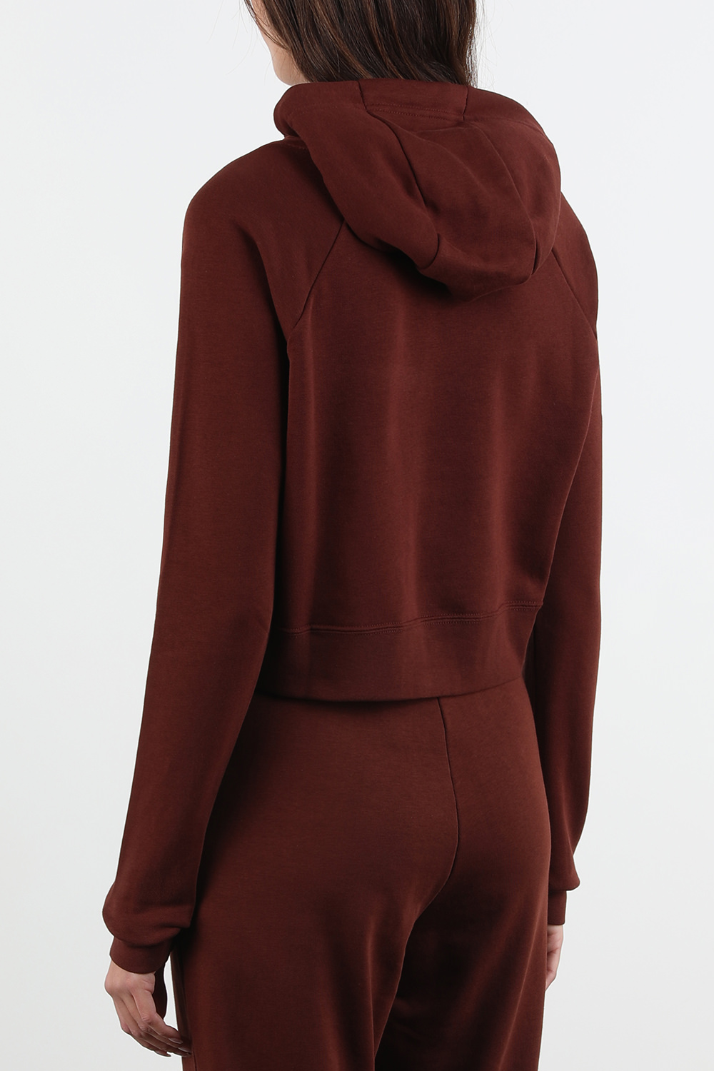 תמונת דוגמן אחורית של סווטשירט קפוצ'ון אסנטיאל בגוון בורדו