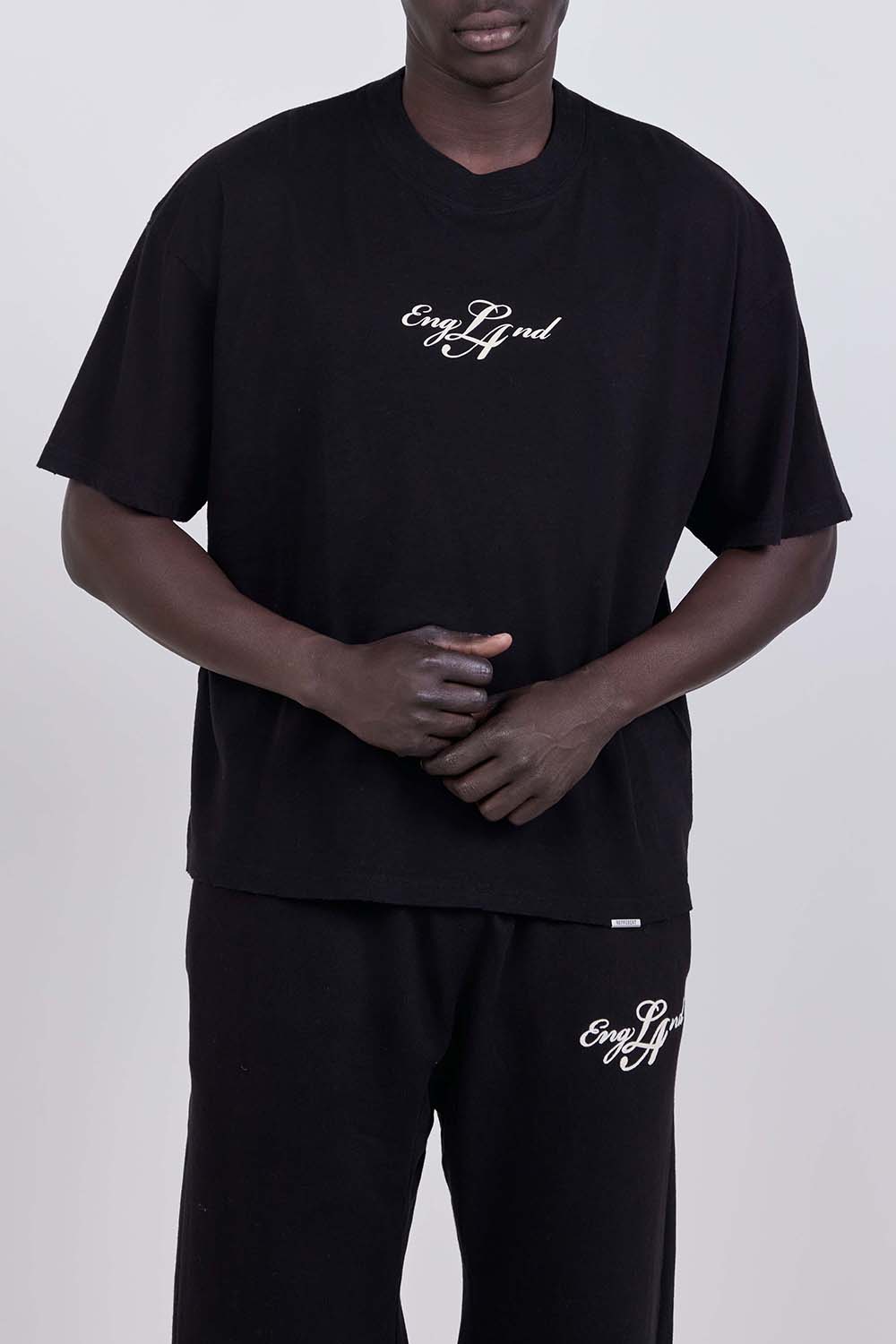 תמונת דוגמן קידמית של חולצת טי