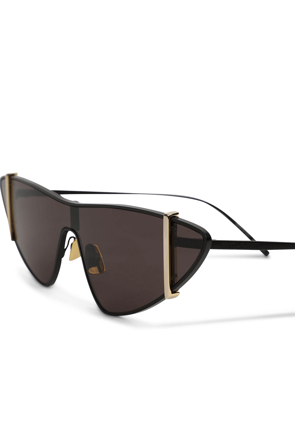 תמונת תקריב של משקפי שמש 536 בצללית חתולית