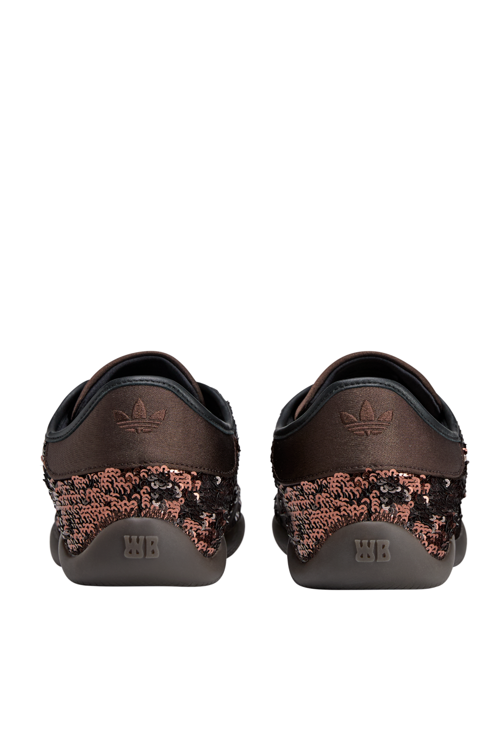 תמונת פנים של ווילס בונר X אדידס נעלי סניקרס