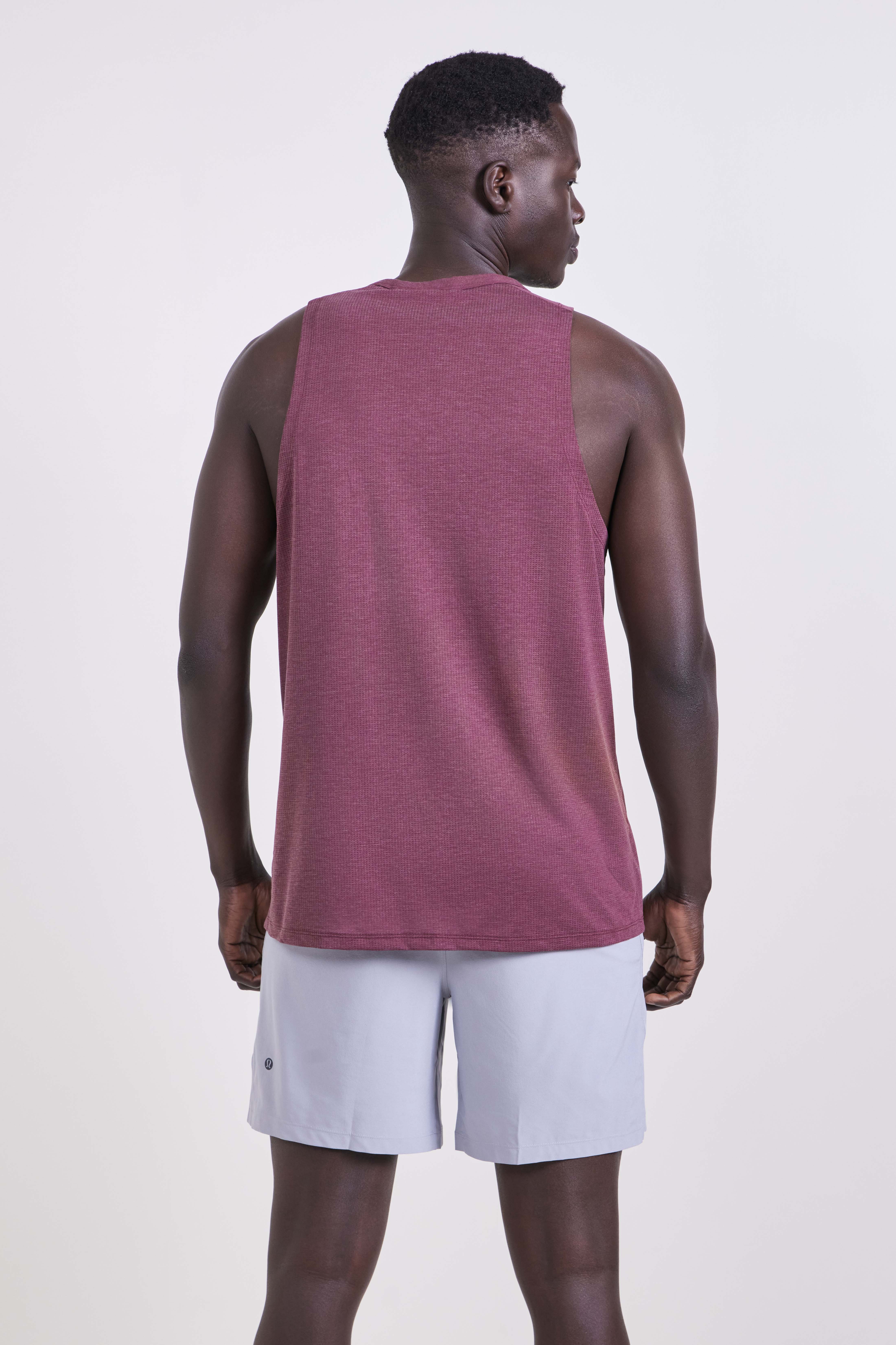 תמונת דוגמן אחורית של Mile Maker Lightweight Tank