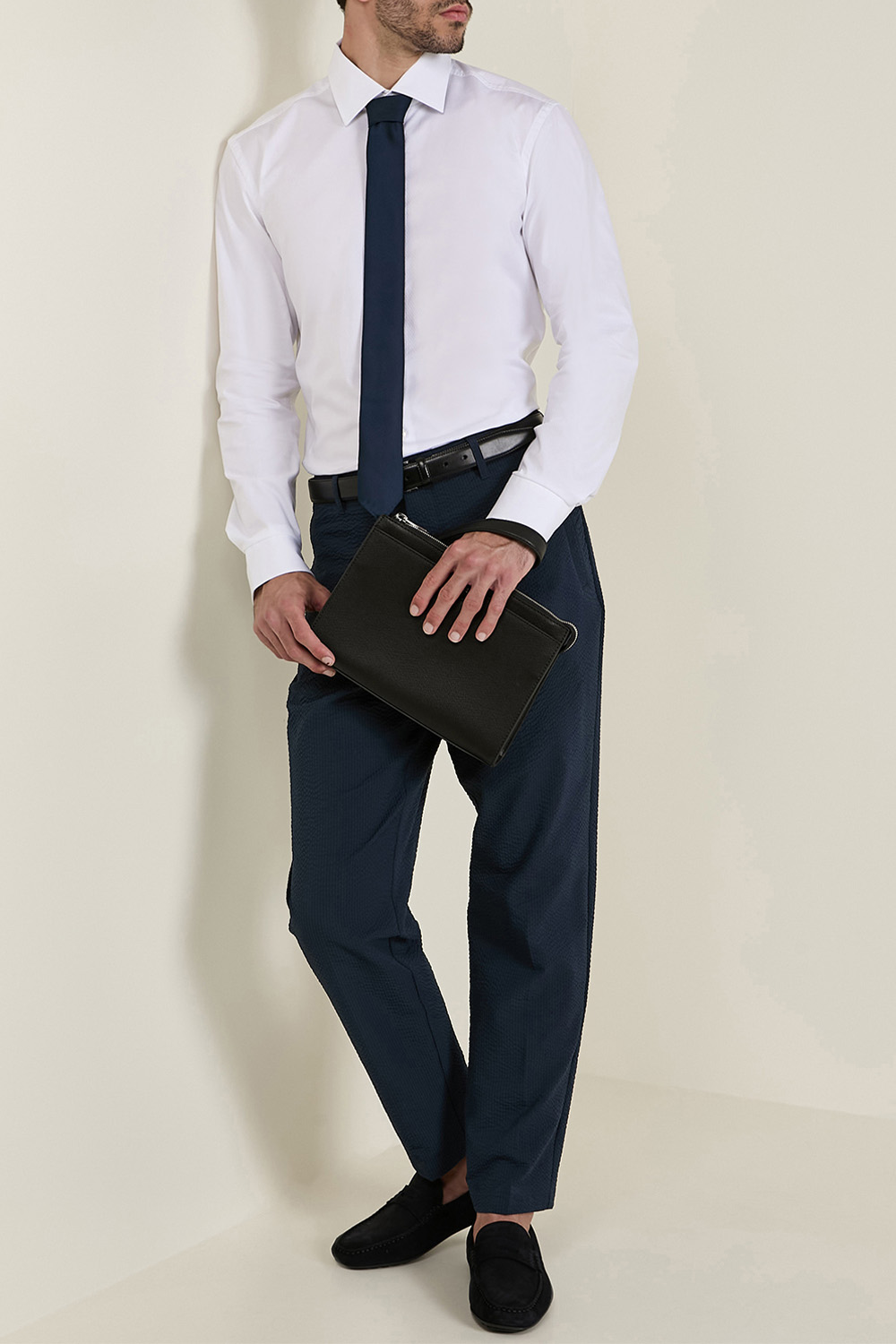 תמונת דוגמן קידמית של תיק קלאץ'