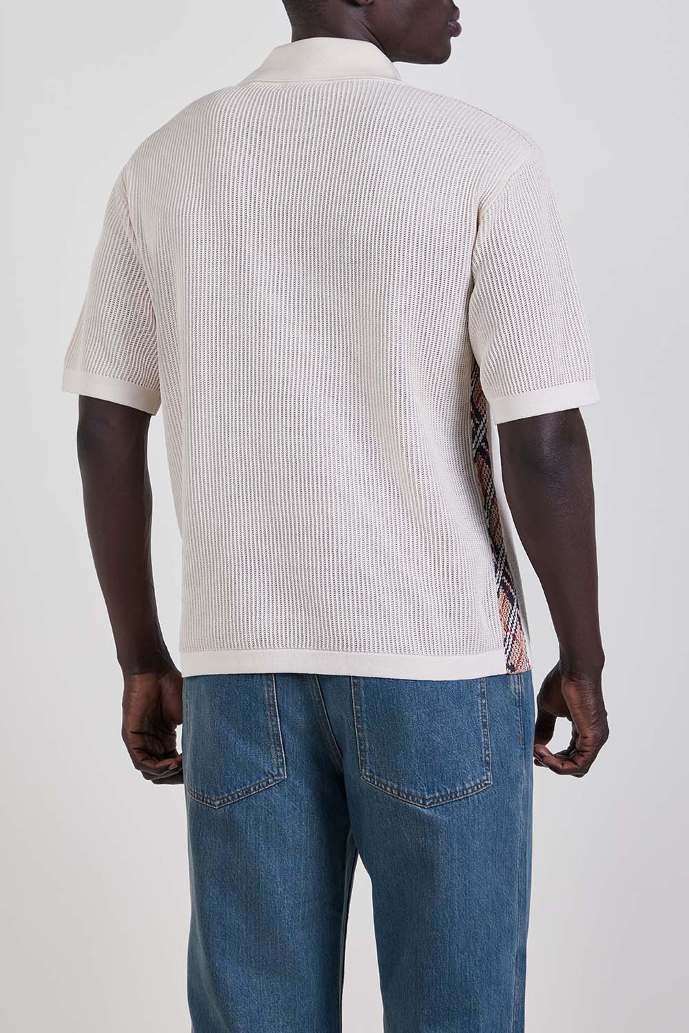 תמונת דוגמן אחורית של סריג פולו