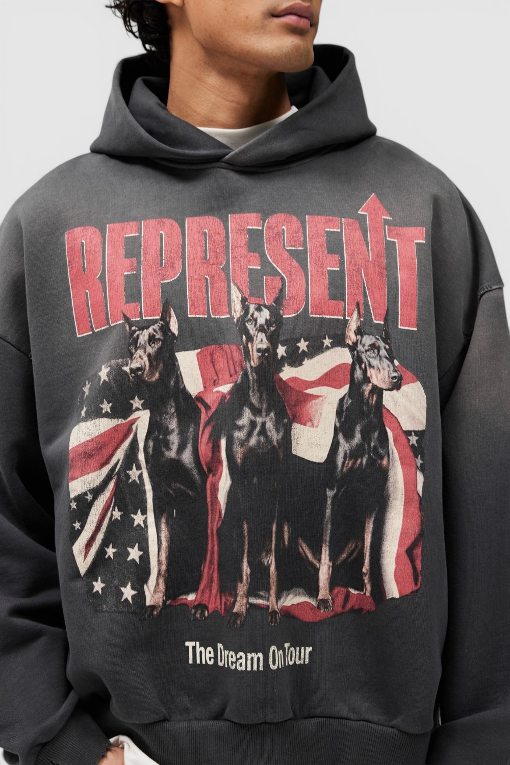 תמונת תקריב דוגמן של קפוצ'ון אוברסייז