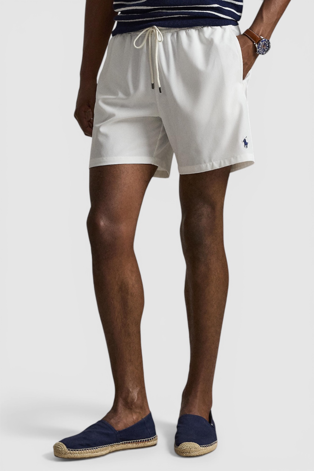 תמונת דוגמן קידמית של מכנסי בגד ים