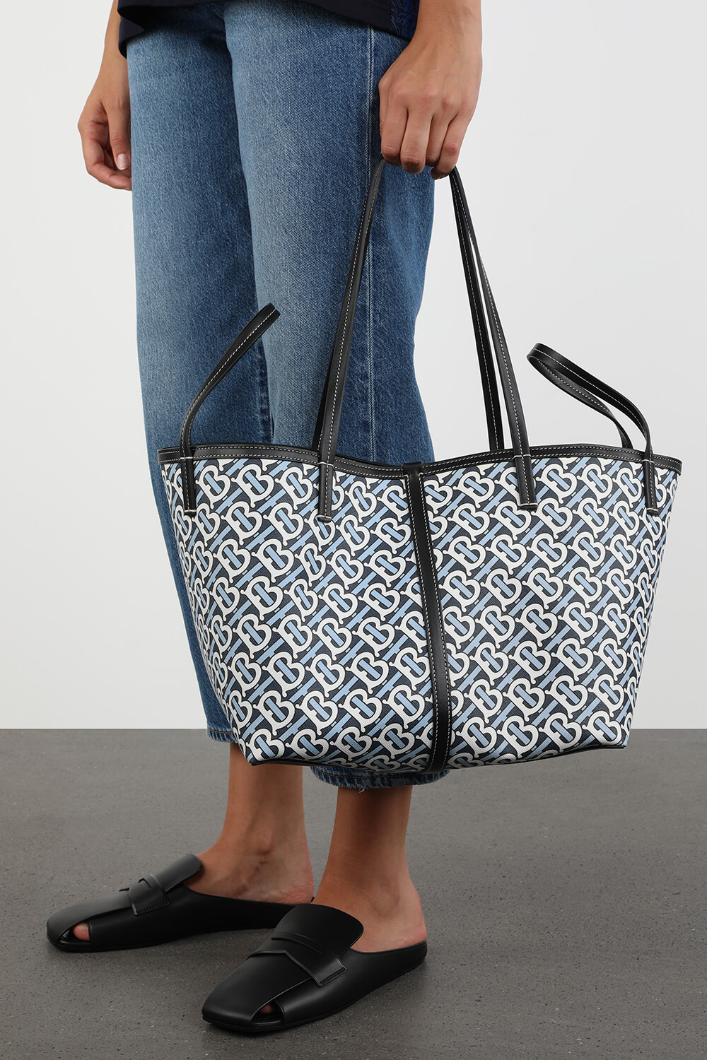 beach tote with wheels