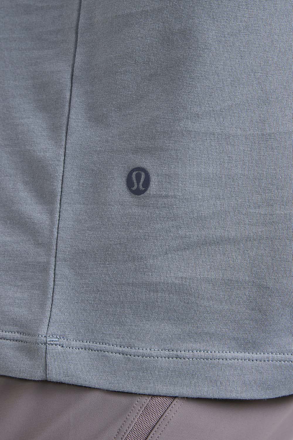 תמונת תקריב דוגמן של Zeroed In Short-Sleeve Shirt