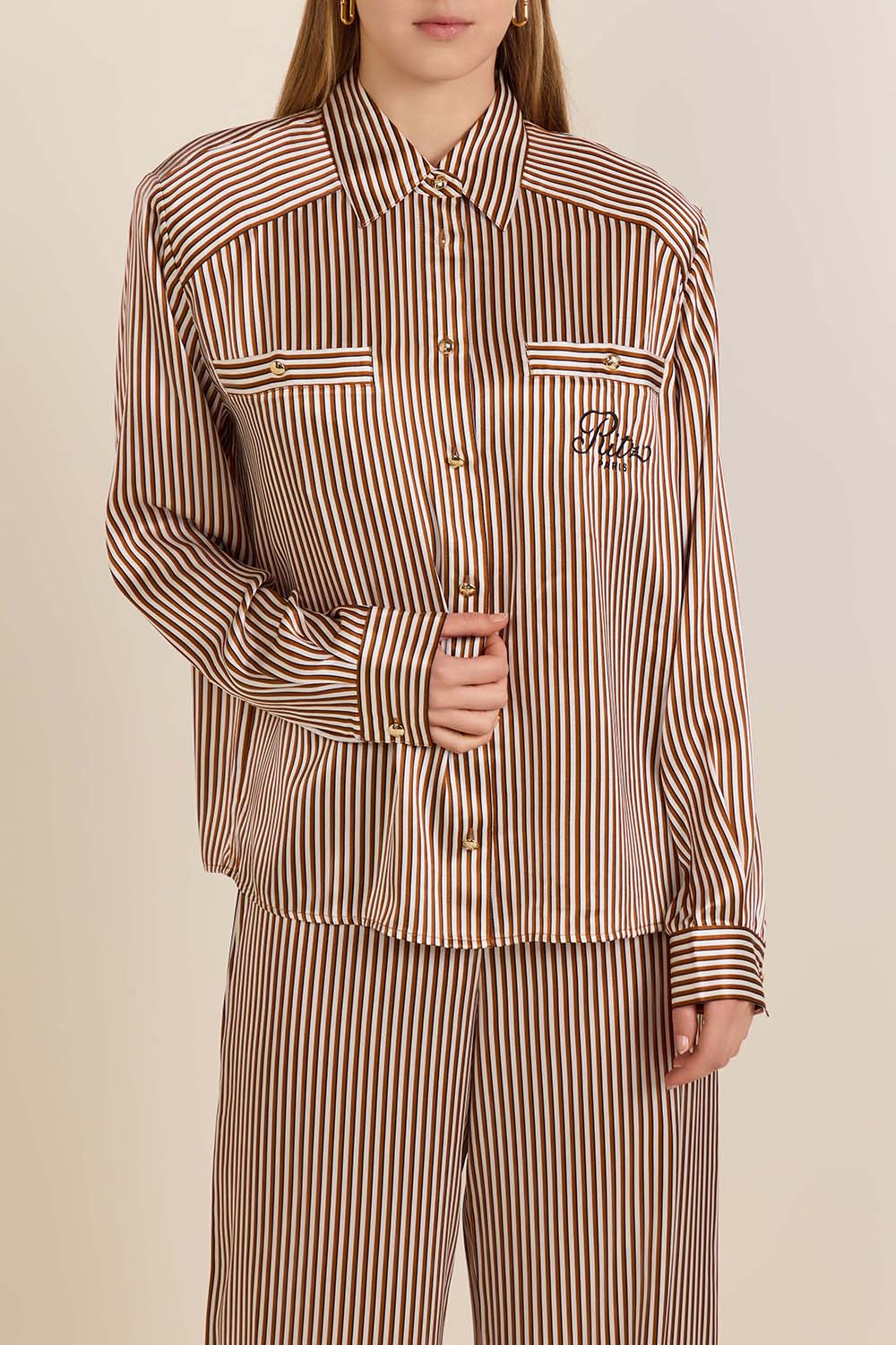 תמונת דוגמן קידמית של חולצת פיג'מה ריטץ' X פריים