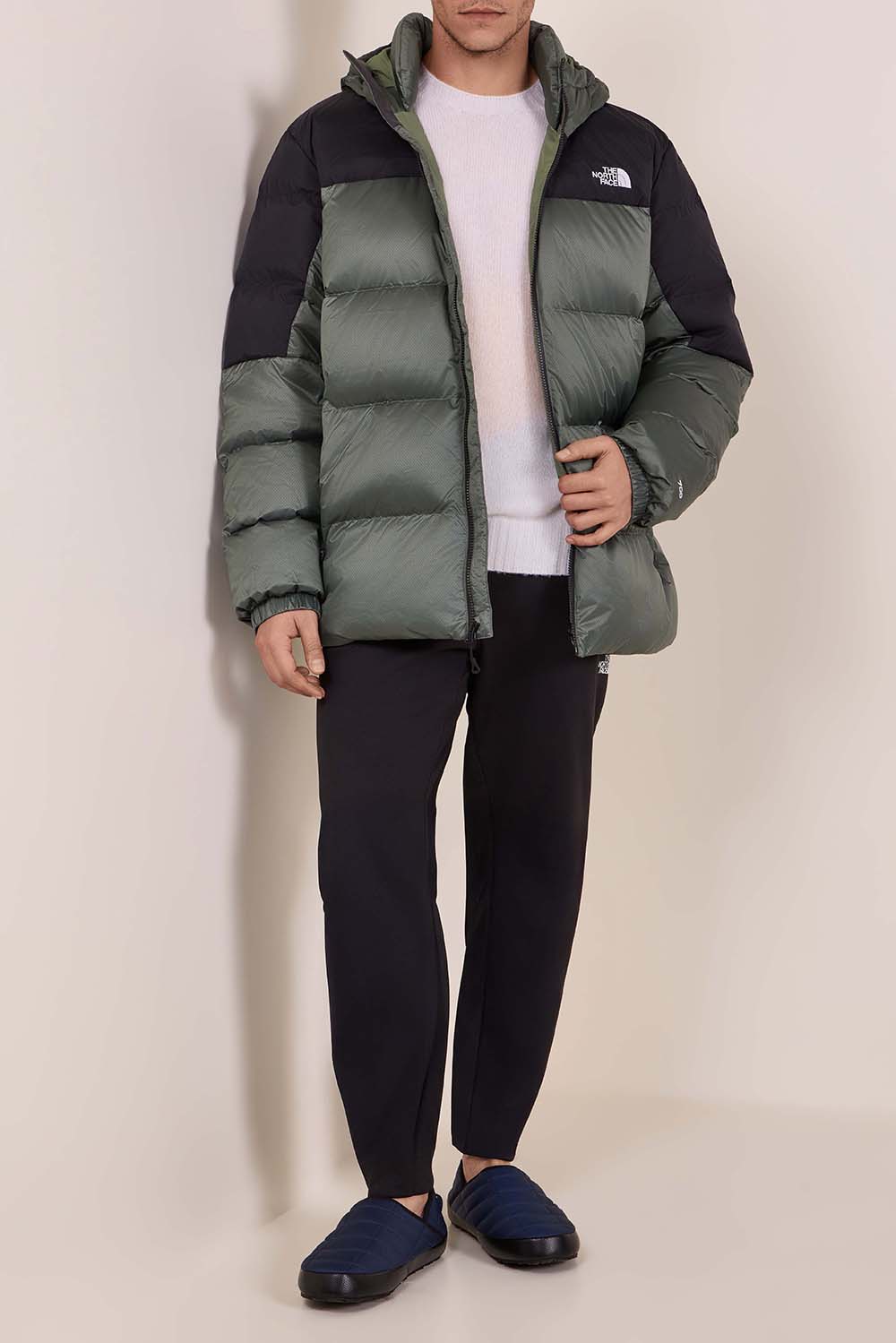 תמונת דוגמן קידמית של נעלי בית תרמובול