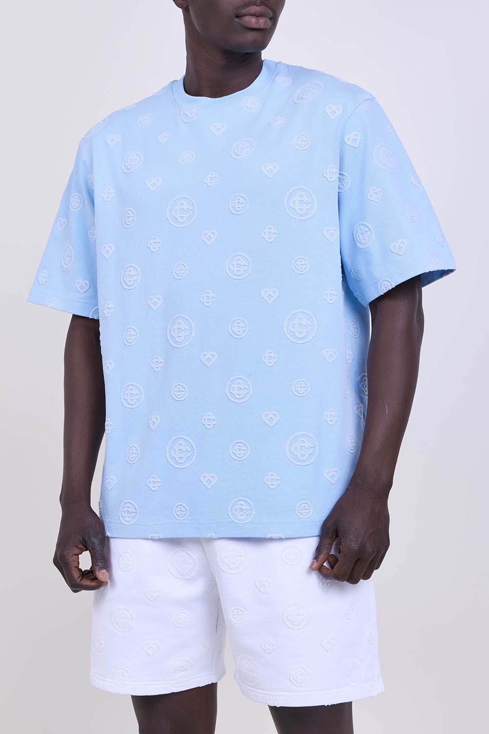 תמונת דוגמן קידמית של חולצת טי בגזרת אוברסייז