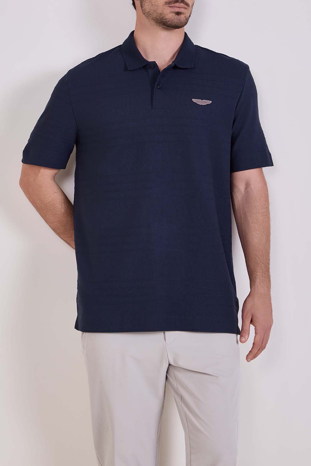 תמונת דוגמן קידמית של חולצת פולו