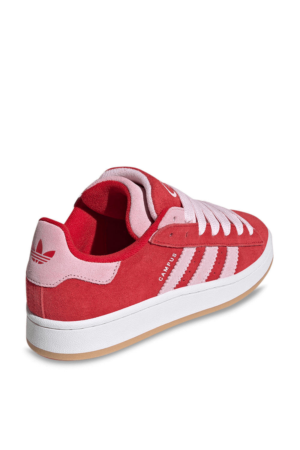 תמונת תקריב של נעלי סניקרס קמפוס