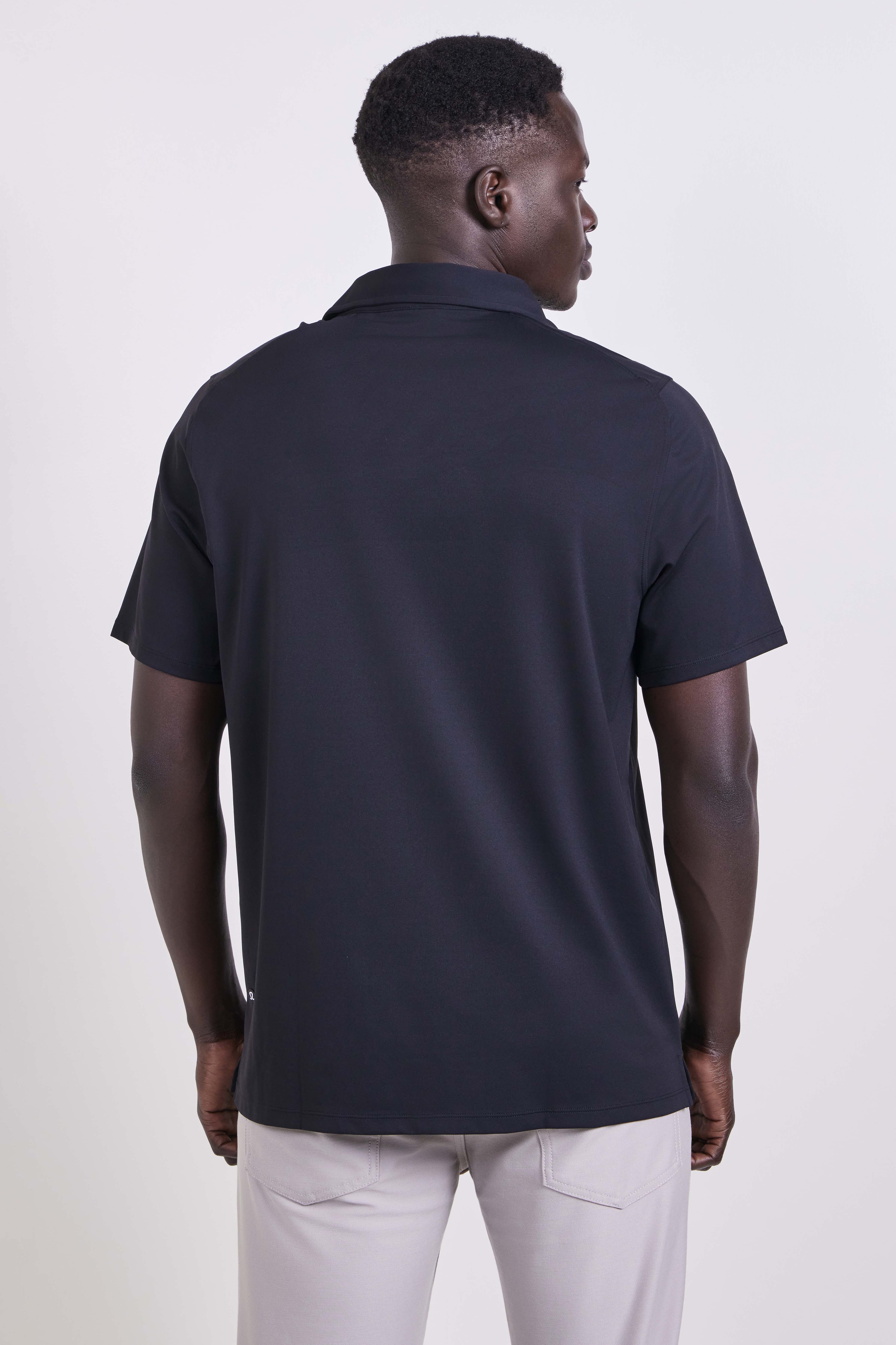 תמונת דוגמן אחורית של ShowZero&trade; Classic-Fit Polo Shirt