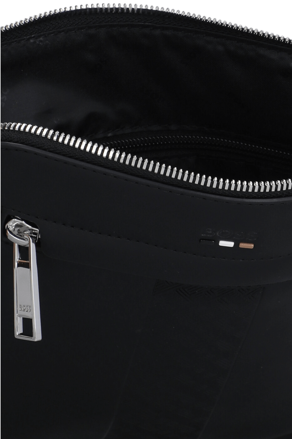 תמונת פנים של תיק קרוסבודי