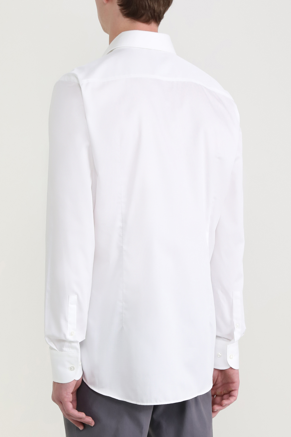 תמונת דוגמן אחורית של חולצת מכופתרת