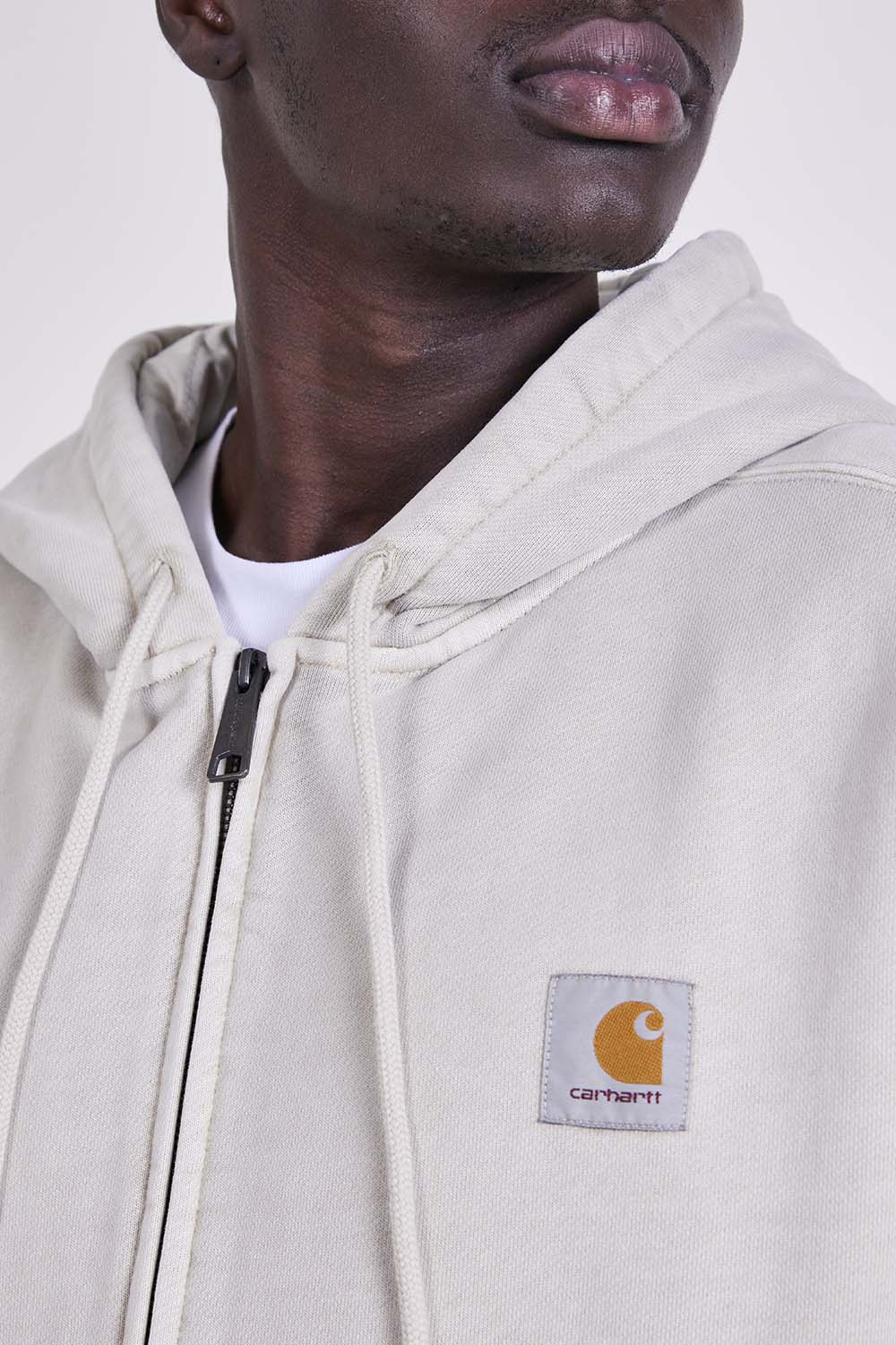 תמונת תקריב דוגמן של ז'קט קפוצ'ון