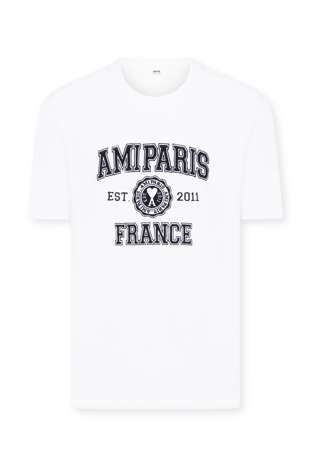 תמונה קידמית של חולצת טי עם הדפס