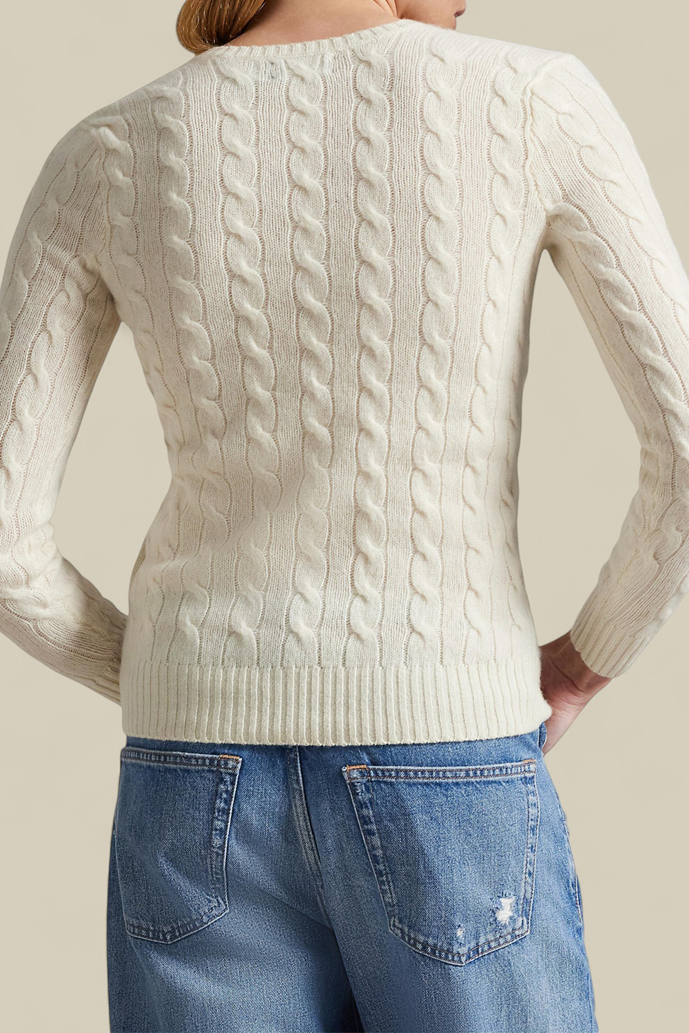 תמונת דוגמן אחורית של סריג צמר וקשמיר