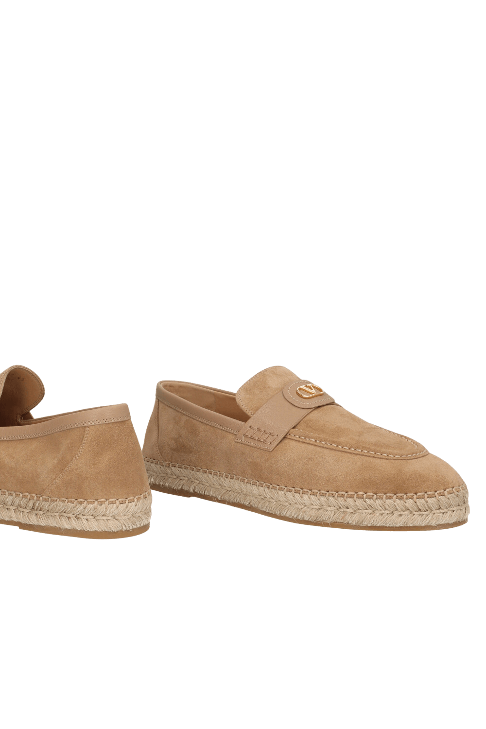 תמונת תקריב של נעלי אספדריל מוקסינים