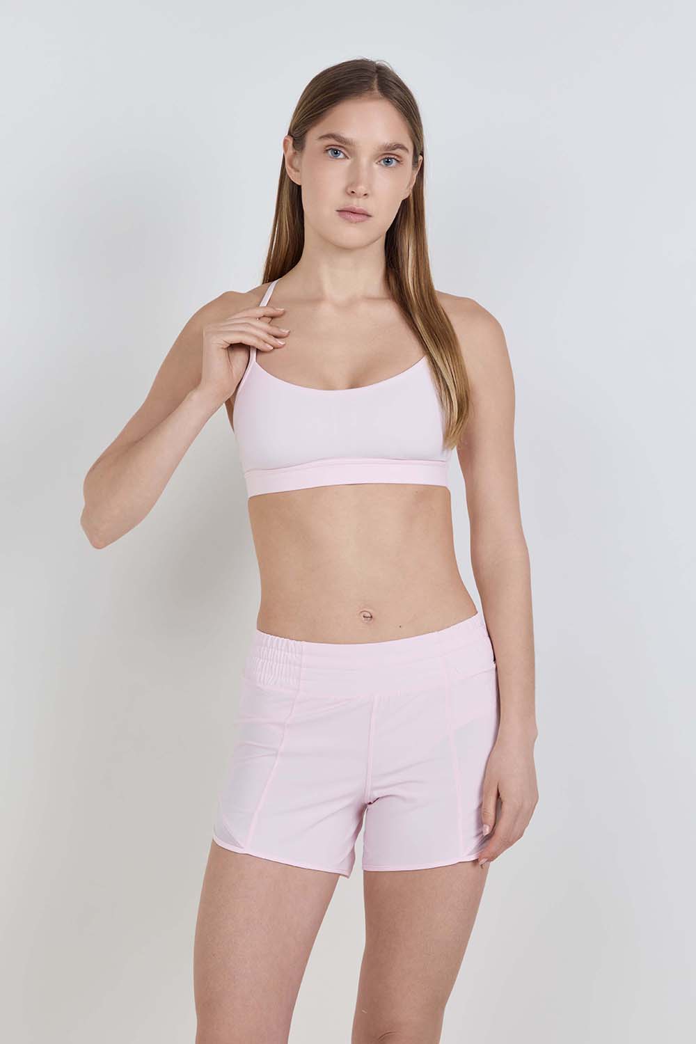 תמונת דוגמן קידמית של Flow Y Nulu bra