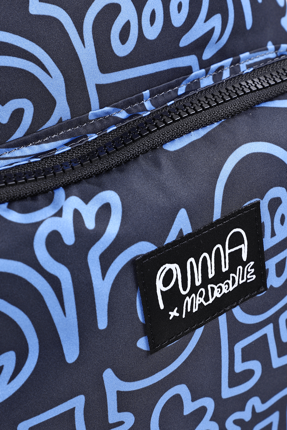 תמונה אחורית של Puma x MR Doodle  Backpack in Blue