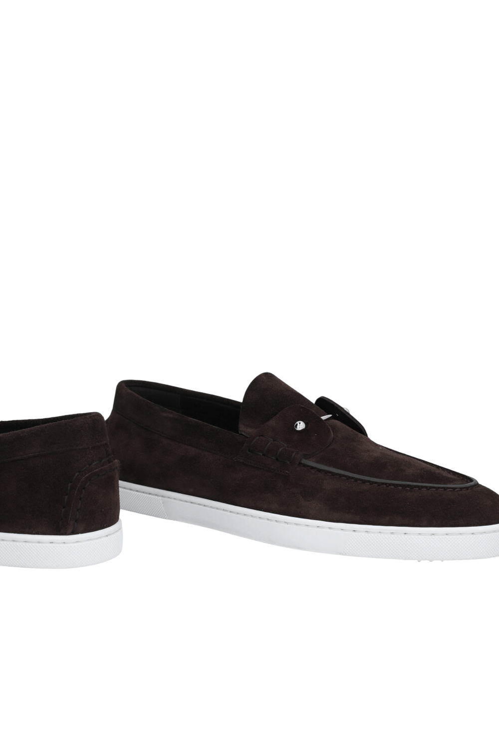 תמונת תקריב של נעלי מוקסינים