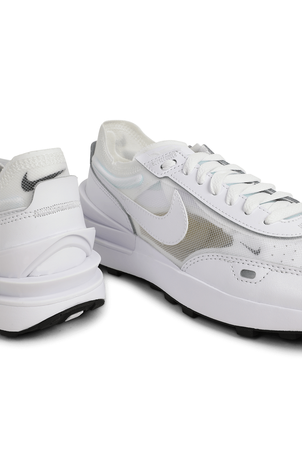 תמונת תקריב של נעלי סניקרס וואפל וואן