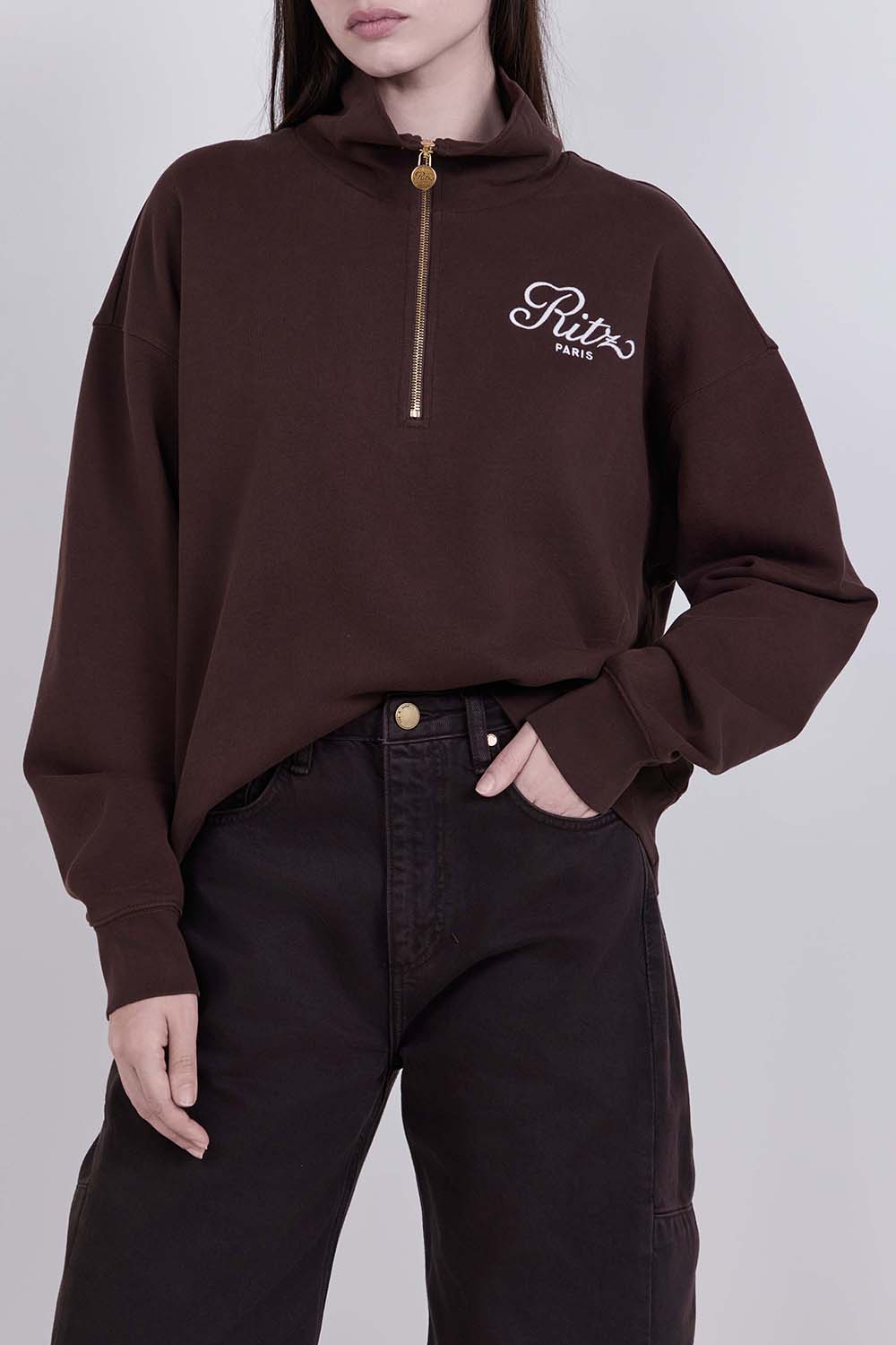 תמונת דוגמן קידמית של סווטשירט חצי־רוכסן ריטץ' X פריים