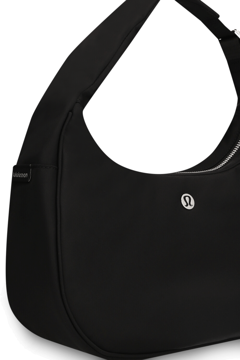 תמונת תקריב של City Essentials Mini Shoulder Bag