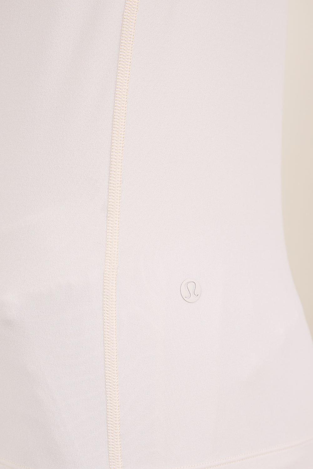 תמונת תקריב דוגמן של Soft Jersey Short Sleeve