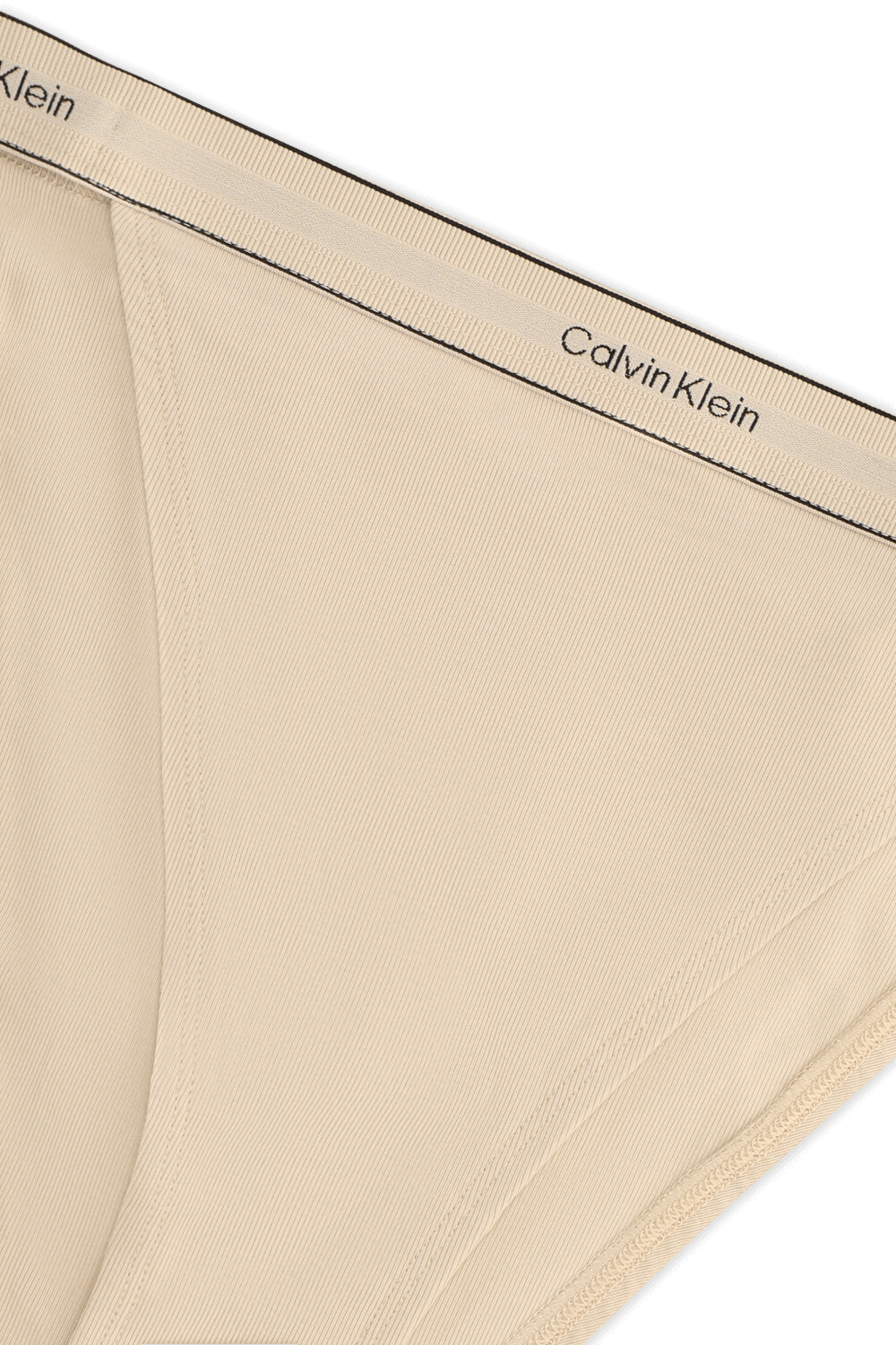 תמונת תקריב של תחתוני טנגה