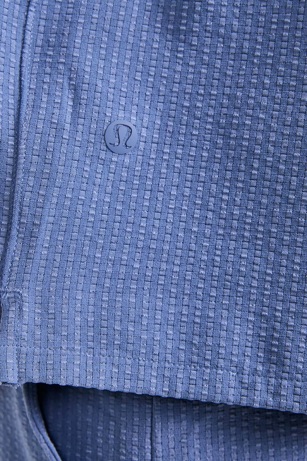 תמונת תקריב דוגמן של Airing Easy Camp-Collar Shirt *Textured