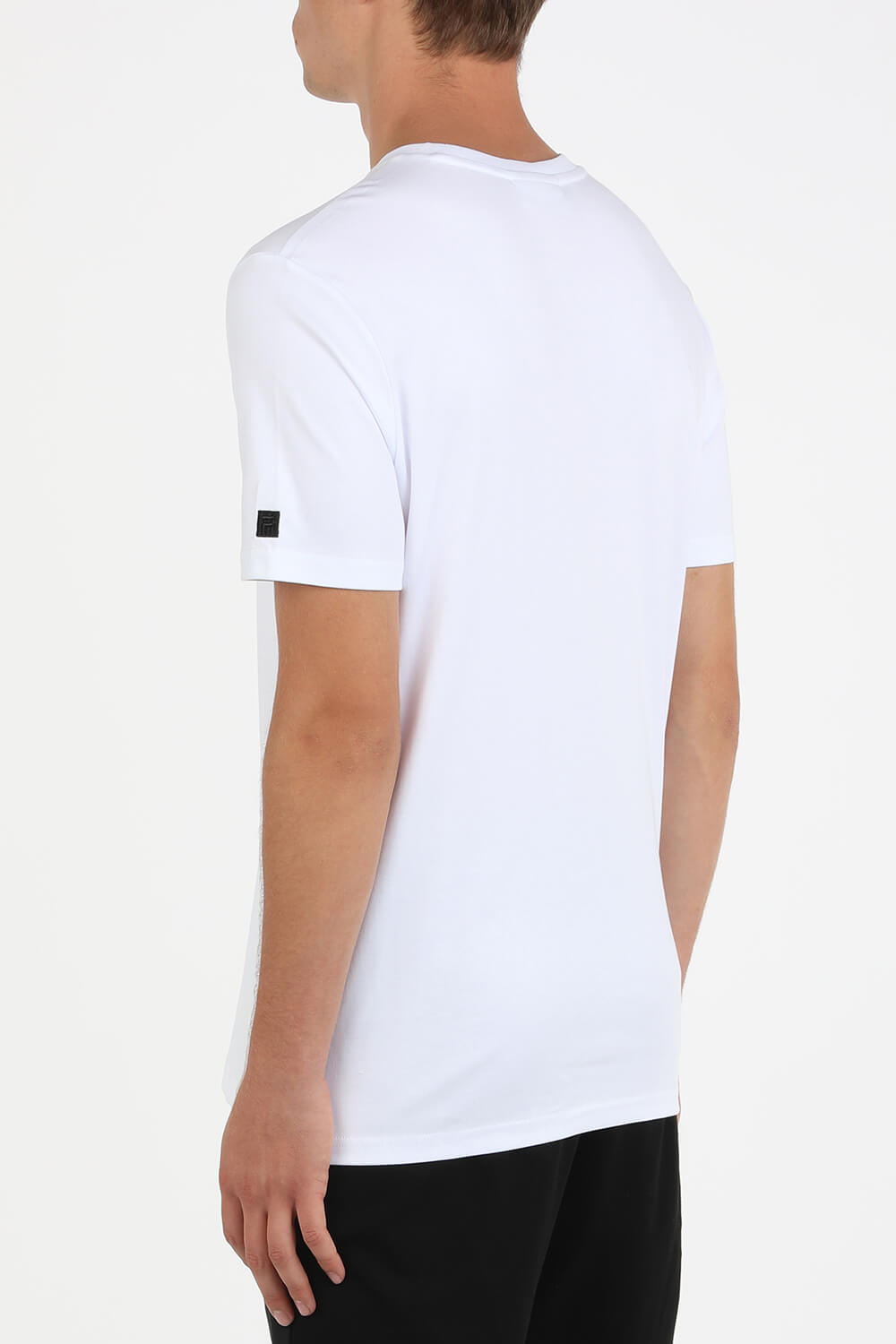 תמונת דוגמן אחורית של Logo Fila T-Shirt in White