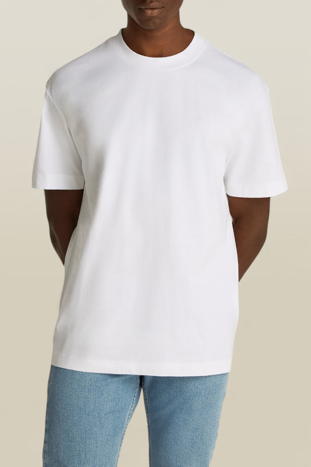 תמונת דוגמן קידמית של חולצת טי