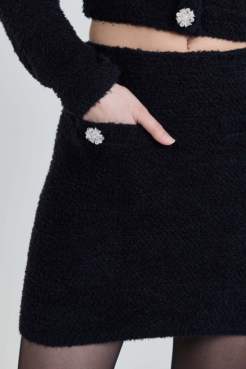 תמונת תקריב דוגמן של חצאית מיני