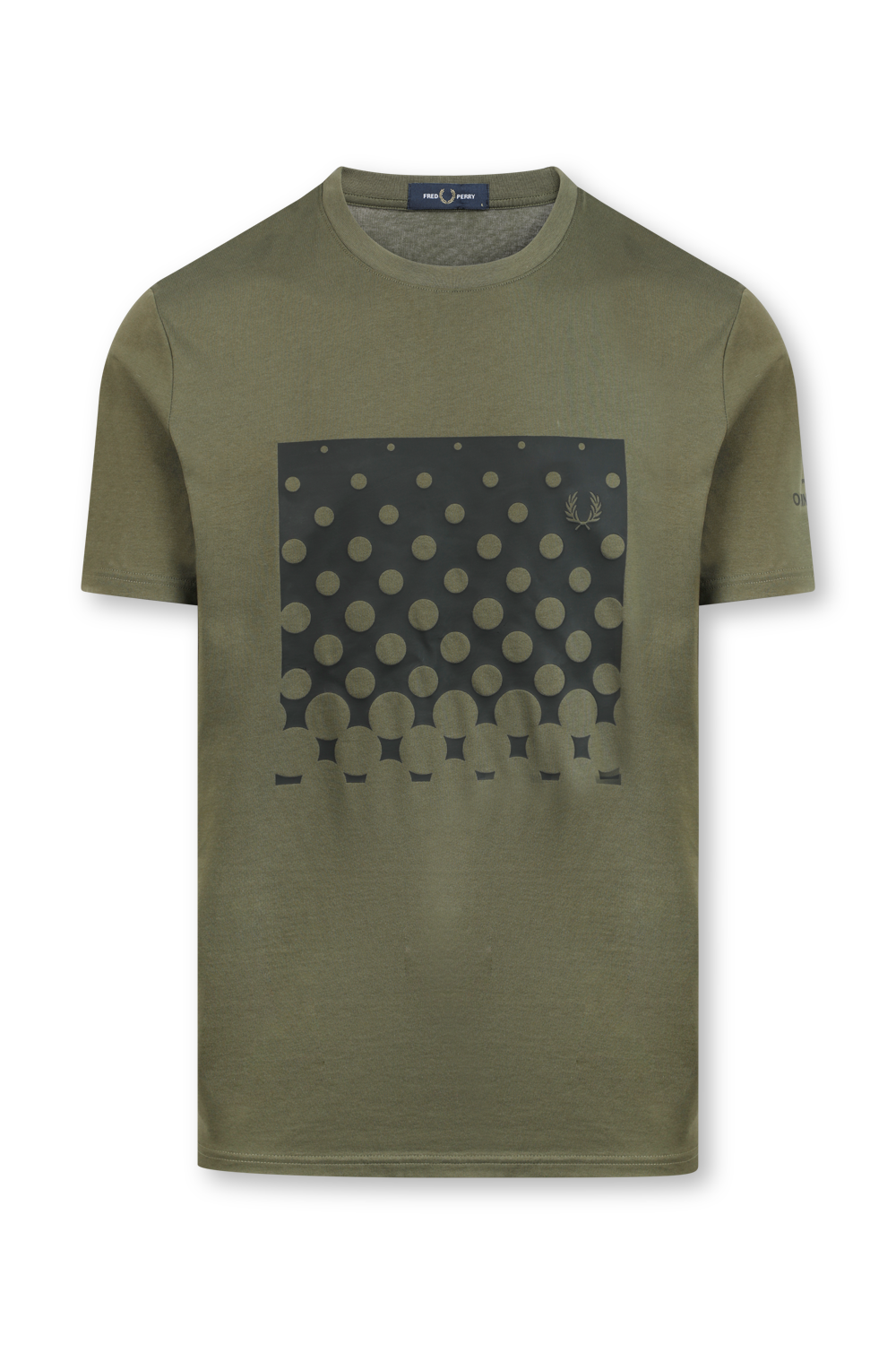 תמונה קידמית של חולצה ירוקה עם הדפס גראפי