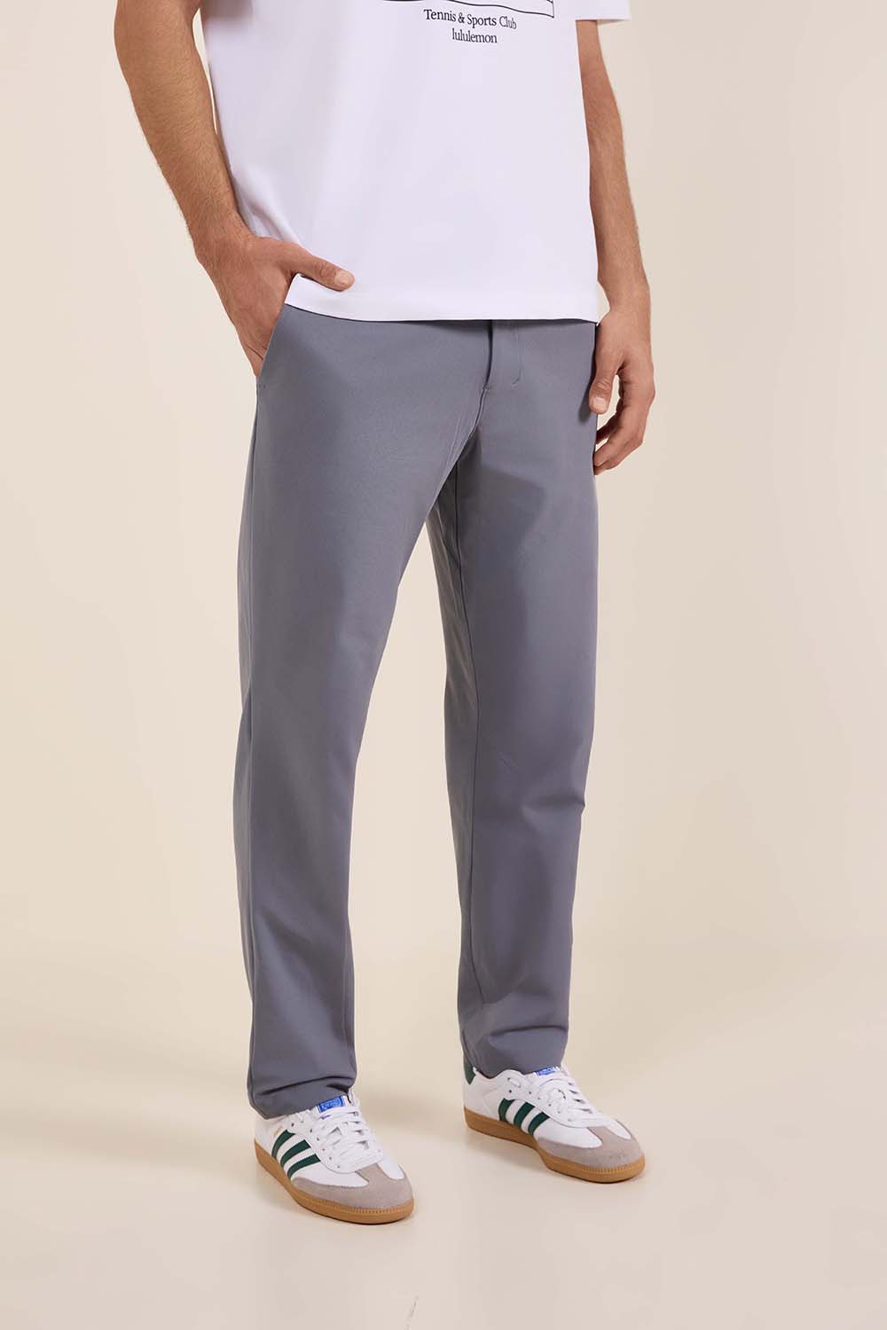 תמונת דוגמן קידמית של ABC Classic-Fit Trouser 32L *Warpstreme