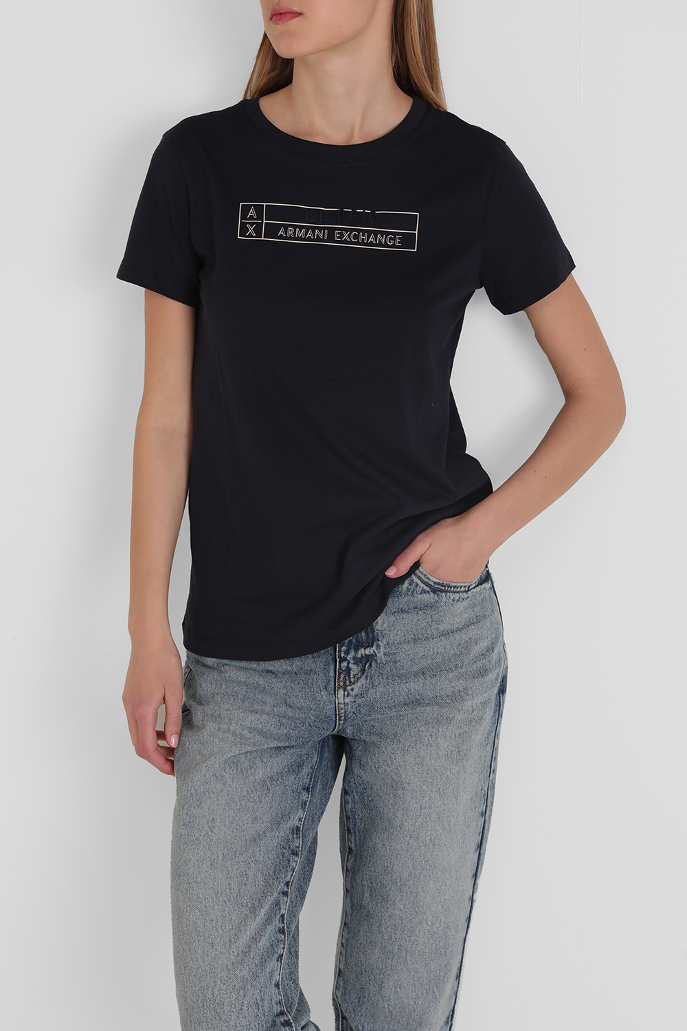 תמונת דוגמן קידמית של חולצת טי