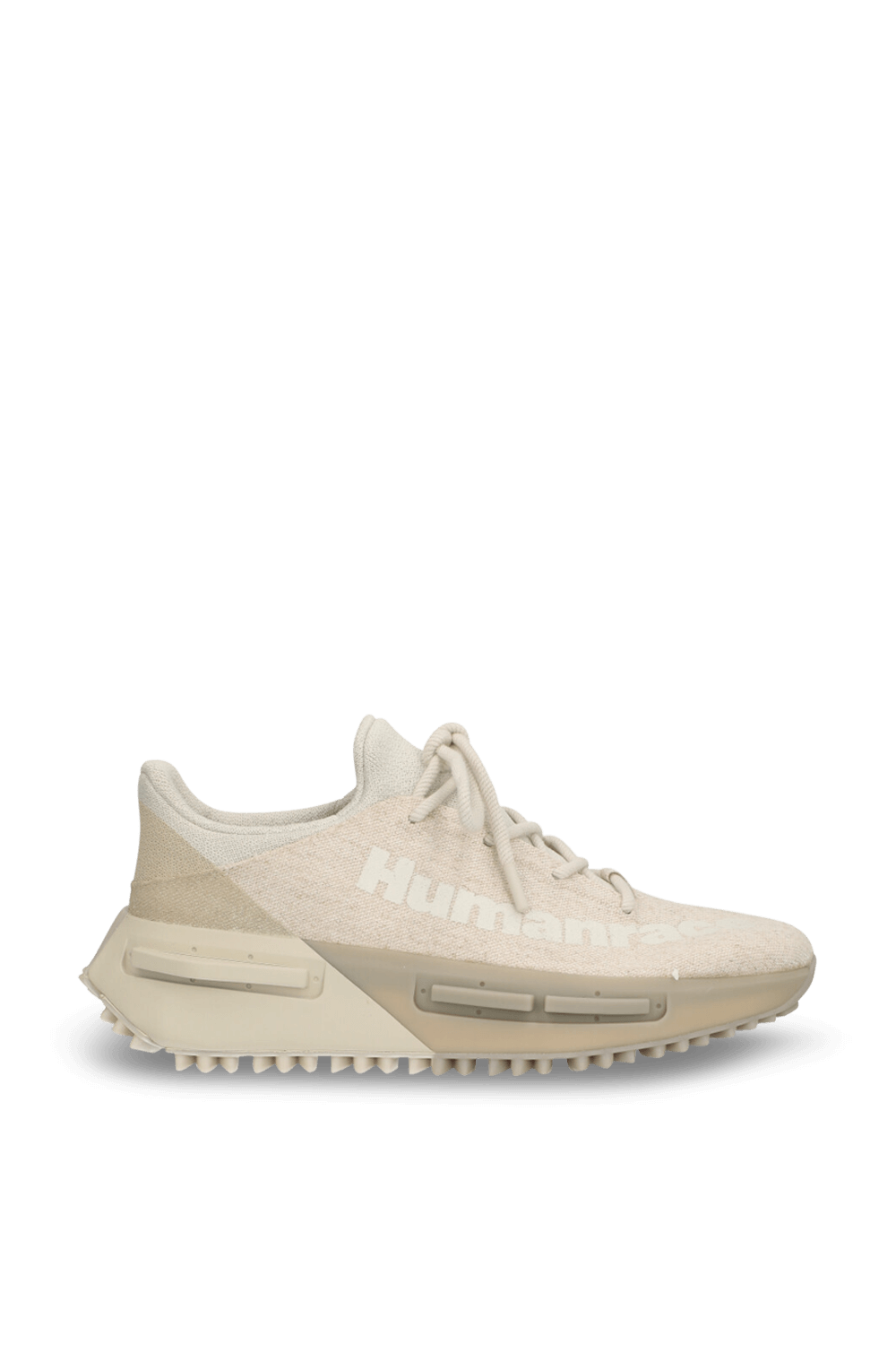 תמונה קידמית של נעלי סניקרס אם אן די