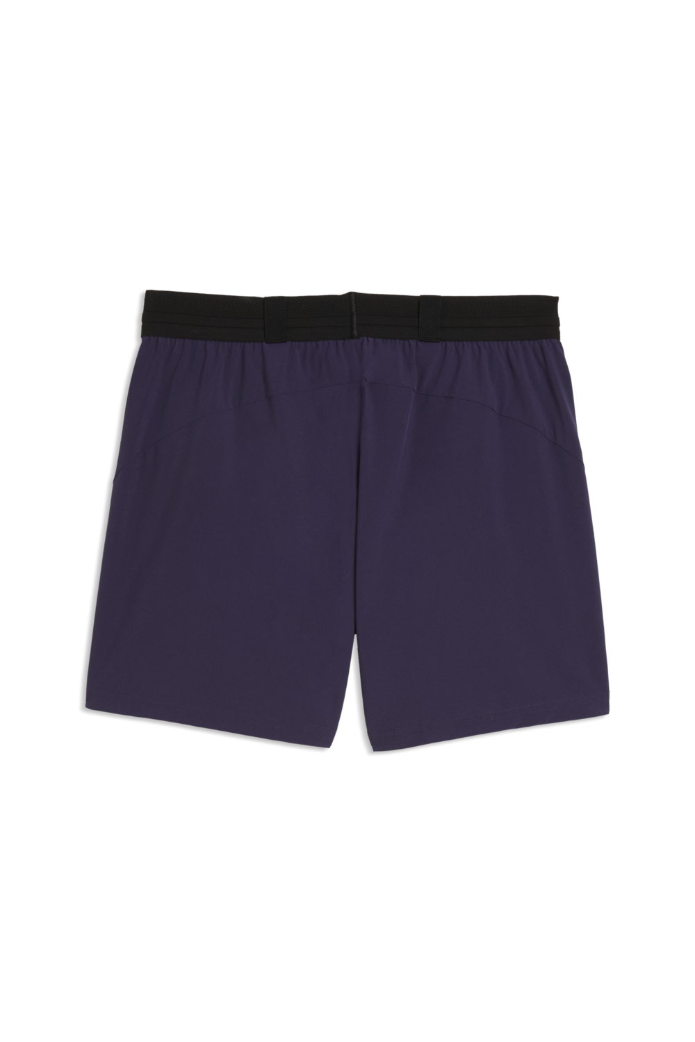 תמונה אחורית של מכנסיים קצרים