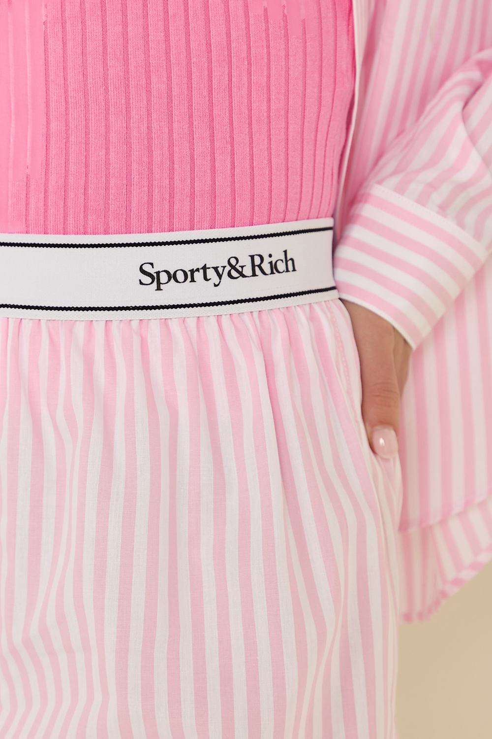 תמונת תקריב דוגמן של מכנסי בוקסר