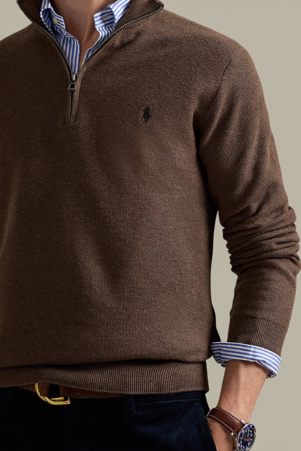 תמונת תקריב דוגמן של סריג