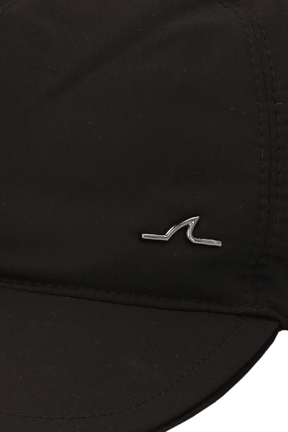 תמונת תקריב של כובע מצחייה