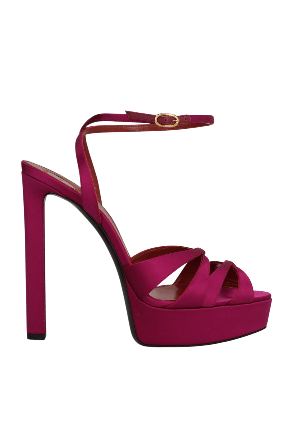 תמונה קידמית של סנדלי פלטפורמה