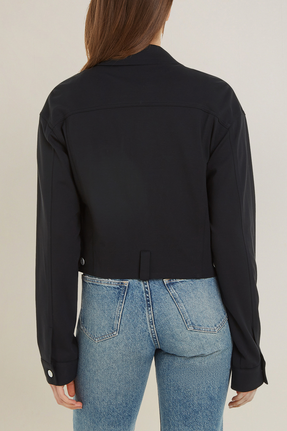 תמונת דוגמן אחורית של ז'קט